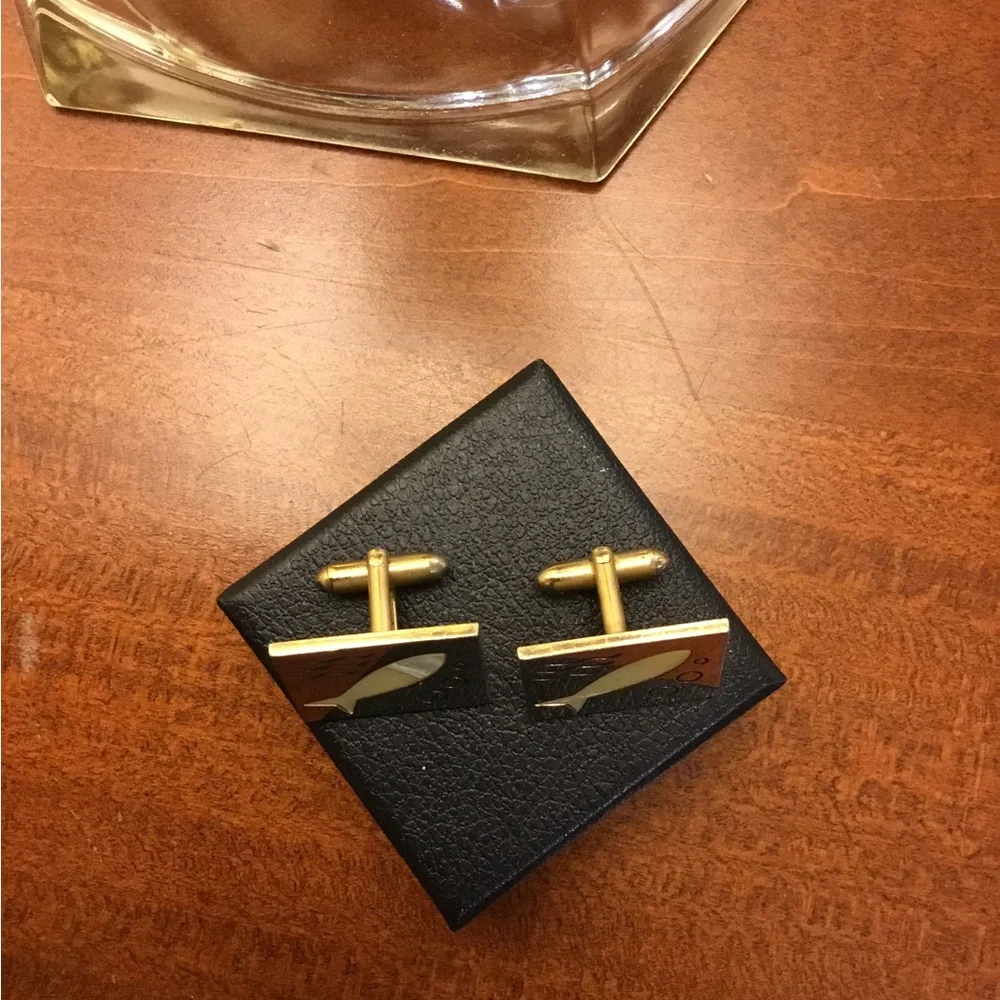 Vintage Mid Century Era SWANK Modernist MOP Fish Cufflinks